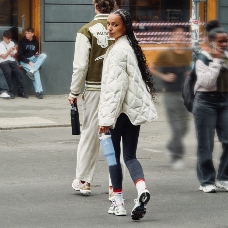 Stanley bidon kubek IceFlow Flip Straw 0,89 L Hydrangea 10-12043-075