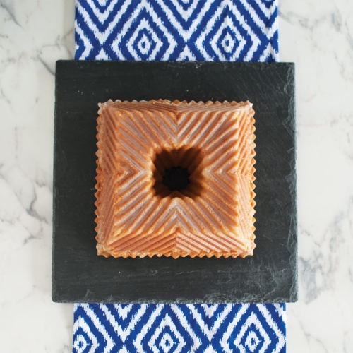 Forma-do-babki-SQUARED-GOLD--Nordic-Ware-80577-złota.jpg