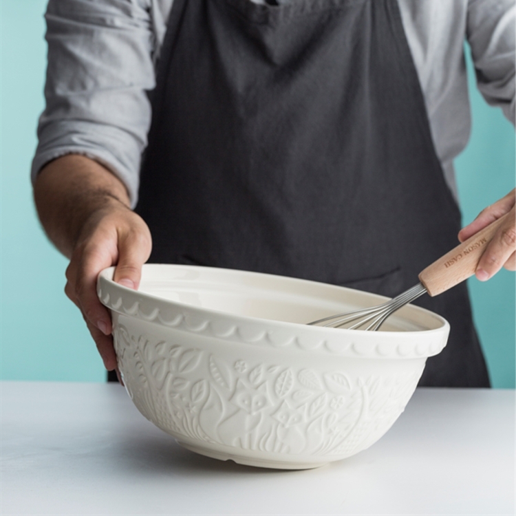 Tłoczone motywy lisa na misie Mason Cash In the Forest 29 cm – detal