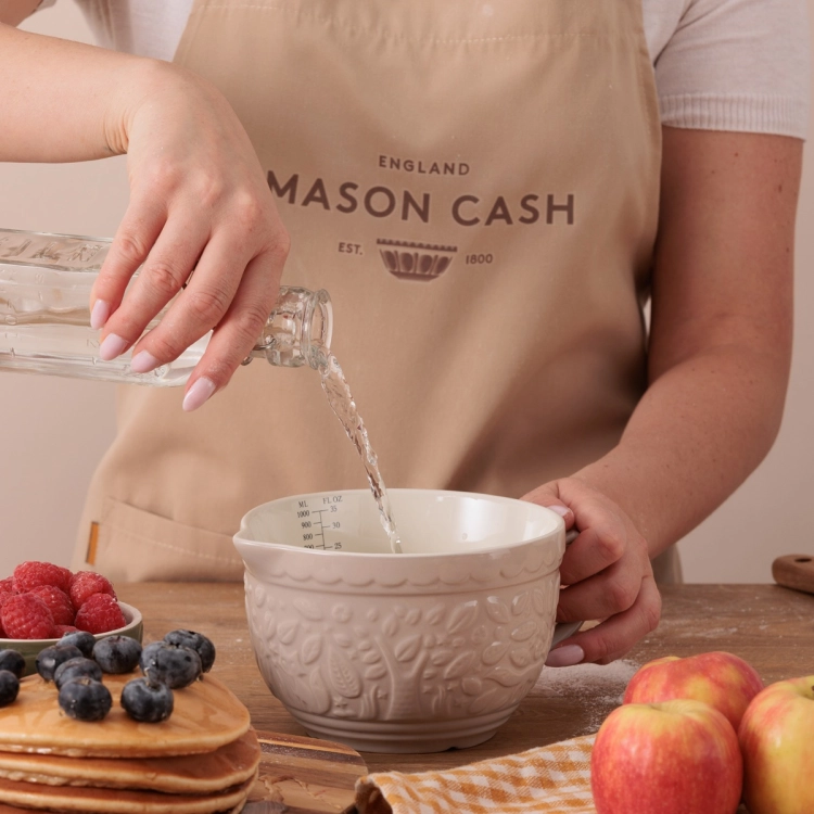 Podziałka z miarką wewnątrz dzbanka Mason Cash 1 l – detal