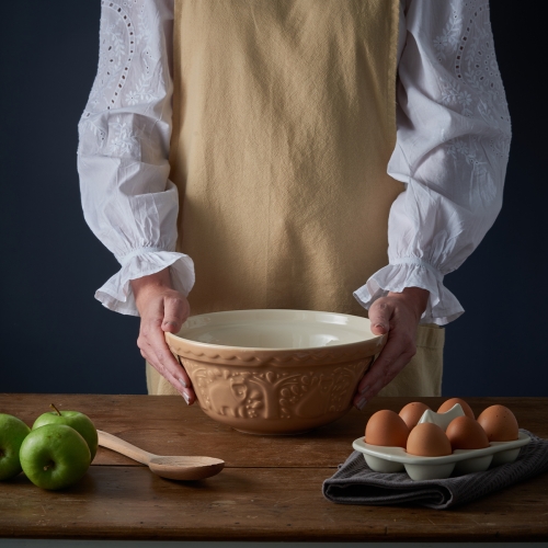 Misa do ciasta Mason Cash 24 cm 2 L – kolekcja In the Forest Cane Bear