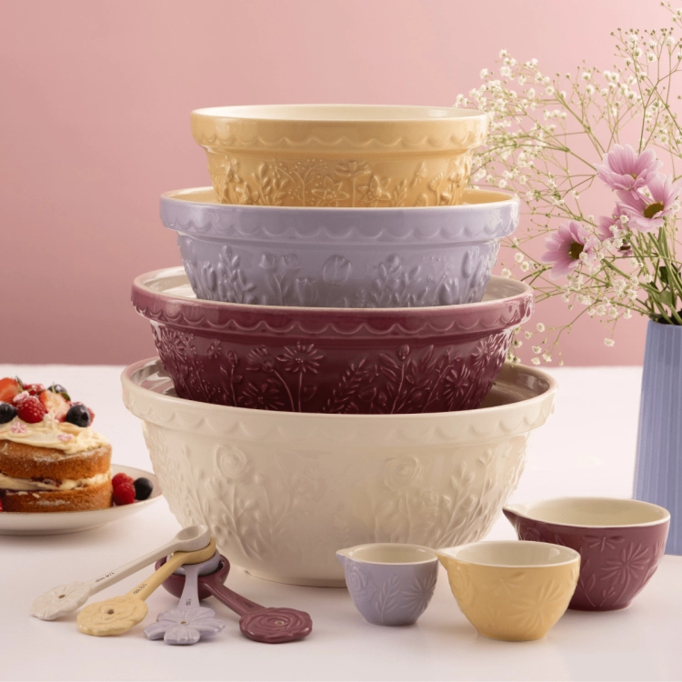 Kolekcja IN THE MEADOW - wysoka jakość kamionki, subtelny kwiatowy motyw, styl angielski