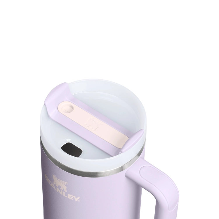 Stanley Quencher Purple Dust – pokrywka FlowState (zbliżenie)
