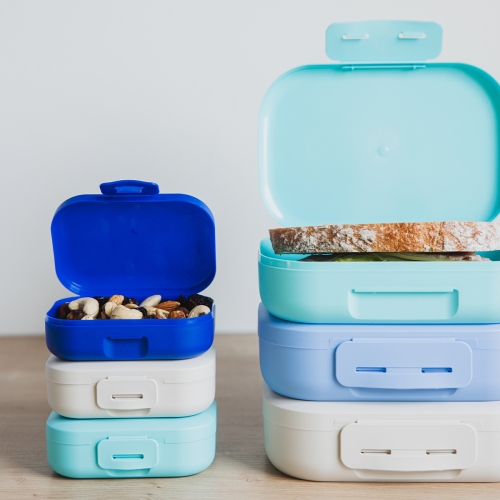 Średni pojemnik na kanapki i przekąski 750ml Sky Blue / Amuse