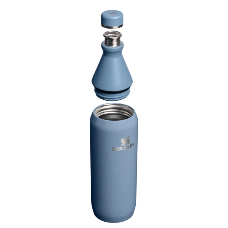 Stanley butelka termiczna na wodę All Day Slim 0.6L - Indigo Gloss. Kod producenta  100000111727, SKU 10-12068-075.