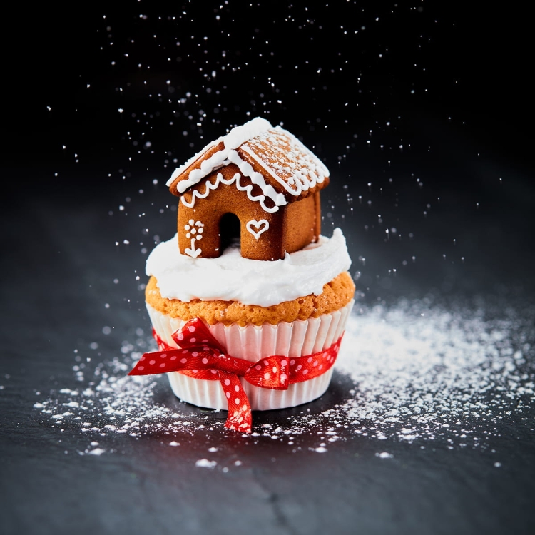 domek z piernika na kubek , foremka do ciastek